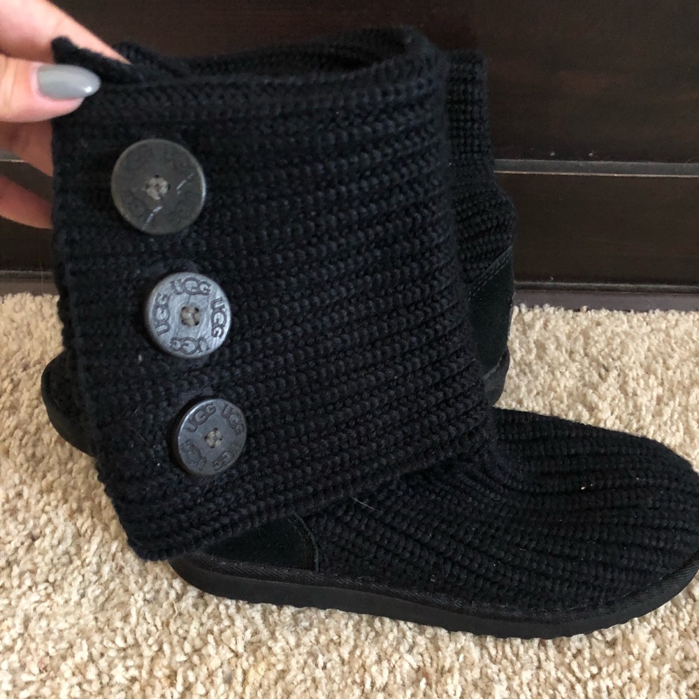 UGG Classic Cardy Button Knot Boot